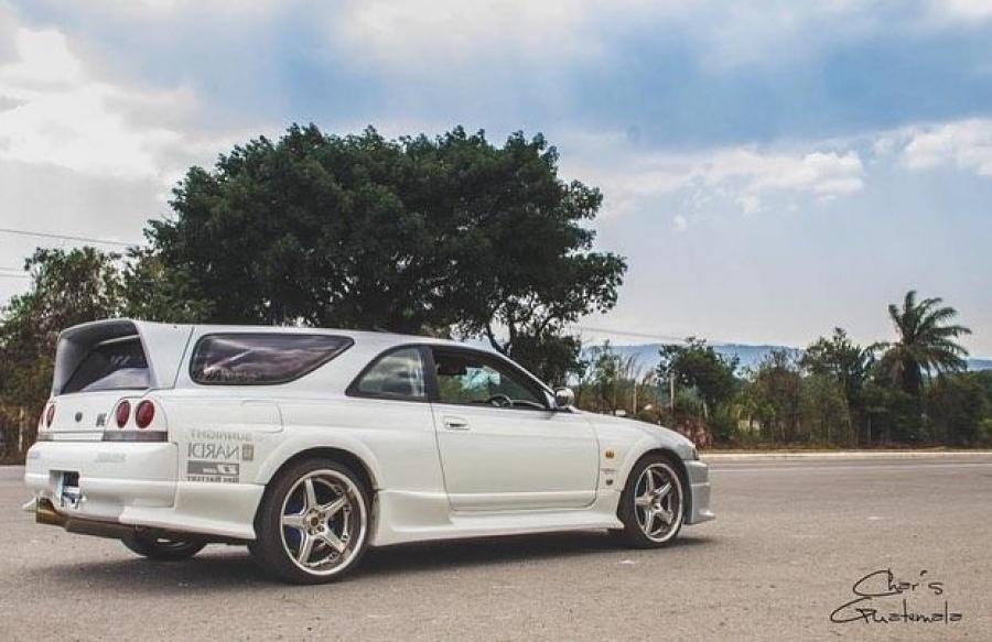  Nissan Skyline GT-R Speedwagon (R33) 1996 года  (фото 18 из 18)